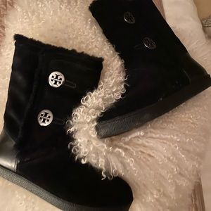 TORY BURCH “Ginger Shearling Boots”